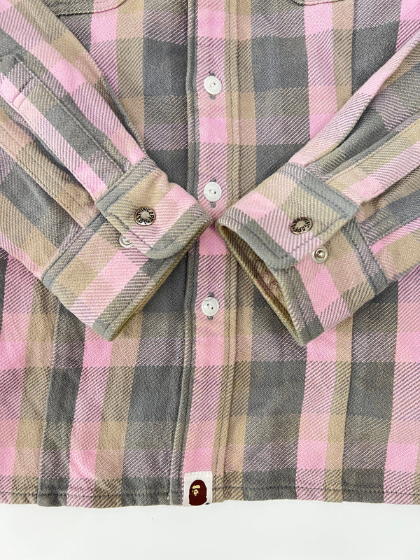 【中古品】【レディース】 A BATHING APE アベイシングエイプ L/S HEAVY FLANNEL CHECK SHIRT ロングスリーブ ヘビーフランネルチェックシャツ 長袖 トップス 142-260803-kk-22-hon サイズ：S カラー：ピンク/カーキ 万代Net店