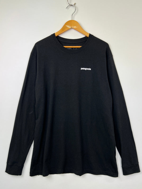 【中古品】【メンズ】 patagonia パタゴニア Long-Sleeved P-6 Logo Responsibili-Tee STY39161 ロングスリーブ P-6 ロゴ レスポンシビリティー トップス 144-260808-SH-17-hon サイズ：L カラー：ブラック 万代Net店
