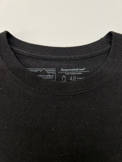 【中古品】【メンズ】 patagonia パタゴニア Long-Sleeved P-6 Logo Responsibili-Tee STY39161 ロングスリーブ P-6 ロゴ レスポンシビリティー トップス 144-260808-SH-17-hon サイズ：L カラー：ブラック 万代Net店