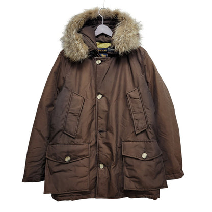 【現状渡し品】【メンズ】 WOOLRICH ウールリッチ ARCTIC PARKA 1302045 アークティックパーカ ジャケット 144-260903-as-30-izu サイズ：L カラー：ブラウン系 万代Net店
