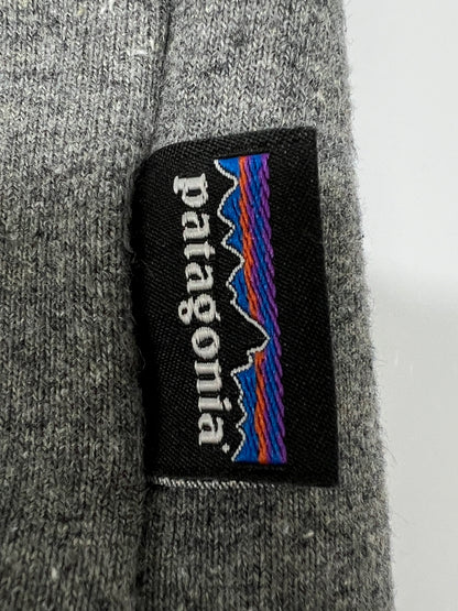 【中古品】【メンズ】 Patagonia パタゴニア P-6 Logo Uprisal Hoody 39539 P-6ロゴ・アップライザル・フーディ トップス 147-260808-SH-22-hon サイズ：S カラー：グレー 万代Net店