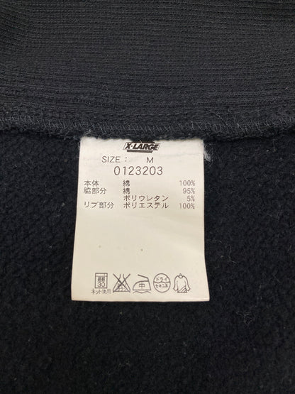 【中古品】【メンズ】 X-LARGE エクストララージ SNAP FRONT SWEAT STADIUM BLOUSON HOODIE 0123203 スナップフロント スウェットスタジアムブルゾン フーディー アウター 142-260807-SH-04-hon サイズ：M カラー：ブラック レッド 万代Net店