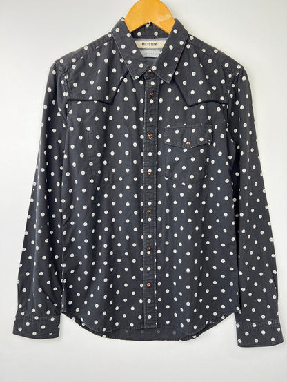 【中古品】【メンズ】 FACTOTUM ファクトタム × MARKAWARE マーカウェア 別注 コラボ SMILEY DOT L/S WESTERN SHIRT 09060226 スマイリードット ロングスリーブ ウエスタンシャツ 長袖 トップス 140-260803-kk-23-hon サイズ：46 カラー：ブラック 万代Net店