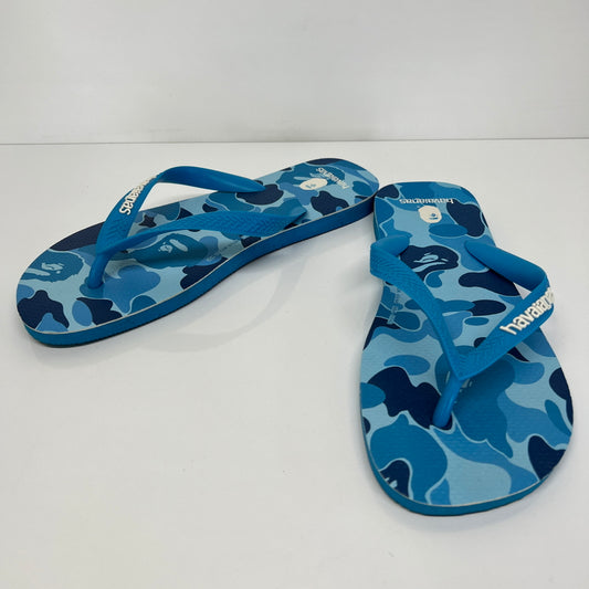 【中古品】【メンズ】 A BATHING APE アベイシングエイプ × Havaianas ハワイアナス 別注 コラボ 21SS HAVAIANAS TOP BAPE ハワイアナス トップ ベイプ 靴 ビーチサンダル 165-260807-kk-07-hon カラー：TURQUOISE 万代Net店