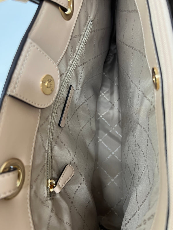 【中古品】【レディース】 MICHAEL KORS マイケルコース JET SET TRAVEL TOTE BAG 35S1GTVT7L ジェットセット トラベル トートバッグ カバン 180-260815-kk-22-hon カラー：ベージュ 万代Net店