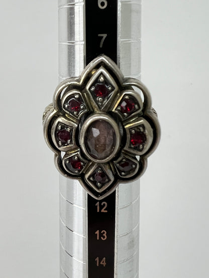 【中古品】【レディース】 GUCCI グッチ FLOUR STONE RING フラワー ストーンリング アクセサリー 指輪 183-260727-kk-06-hon サイズ：10 カラー：シルバー 万代Net店