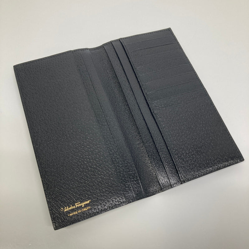 【中古品】【メンズ】 Salvatore Ferragamo サルヴァトーレ・フェラガモ LEATHER LONG WALLET レザー ロングウォレット 二つ折り長財布 181-260804-kk-29-hon カラー：ブラック 万代Net店