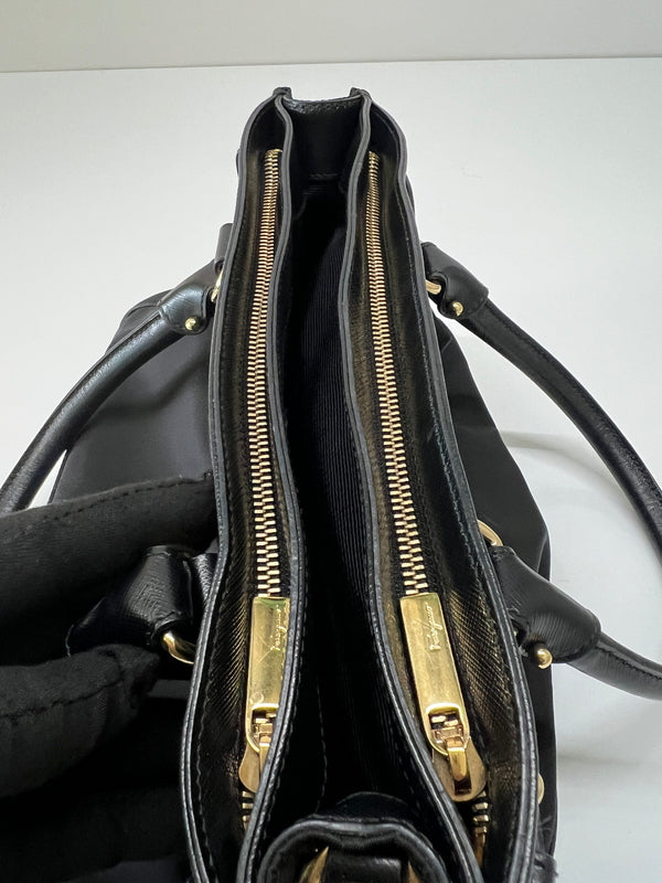 【中古品】【レディース】 Salvatore Ferragamo サルヴァトーレフェラガモ ガンチーニ 2WAY ハンドバッグ AB-21E163 カバン 180-260704-kk-14-hon カラー：BLACK 万代Net店