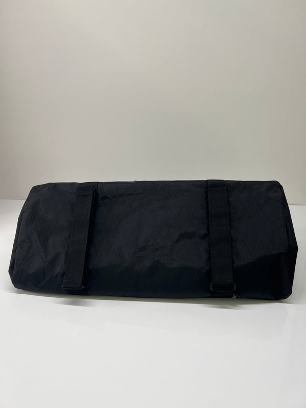【中古美品】【メンズ/レディース】 Supreme シュプリーム 23AW DUFFEL BAG ダッフルバッグ カバン 149-260704-kk-04-hon カラー：ブラック 万代Net店