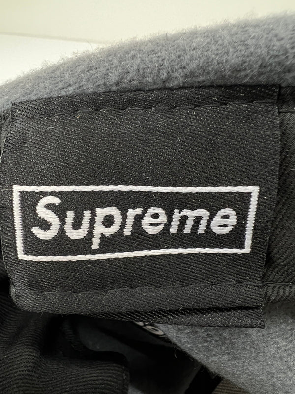【中古品】【メンズ】 Supreme シュプリーム × NEW ERA ニューエラ 別注 コラボ 20AW WINDSTOPPER EARFLAP BOX LOGO NEW ERA ウィンドストッパー イヤーフラップ ボックスロゴ ニューエラ 帽子 149-260801-kk-12-hon サイズ：7 1/4 カラー：BLUE 万代Net店