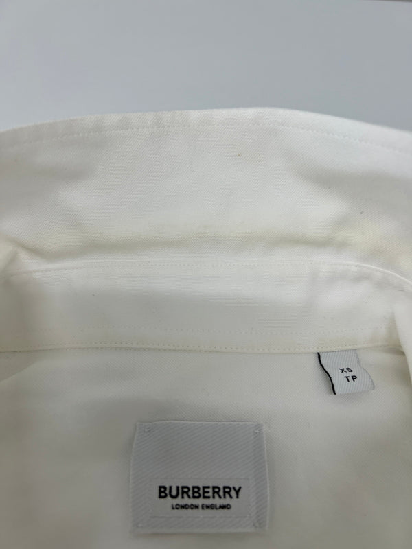 【中古品】【メンズ】 BURBERRY バーバリー 22SS HORSFERRY LOGO OXFORD SHIRT 8036768/71B ホースフェリー ロゴ オックスフォードシャツ 長袖 トップス 141-260801-kk-18-hon サイズ：XS カラー：WHITE 万代Net店