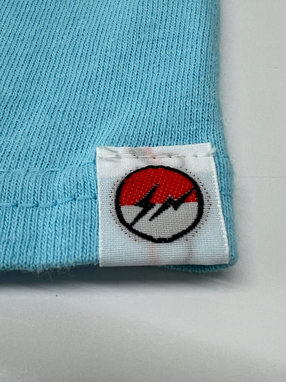 【中古品】【メンズ】 THUNDERBOLT PROJECT BY FRGMT&POKEMON サンダーボルトプロジェクト バイ フラグメント アンド ポケモン 21SS ポッチャマ S/S TEE ショートスリーブ Tシャツ 半袖 トップス 142-260803-kk-19-hon サイズ：S カラー：ライトブルー 万代Net店