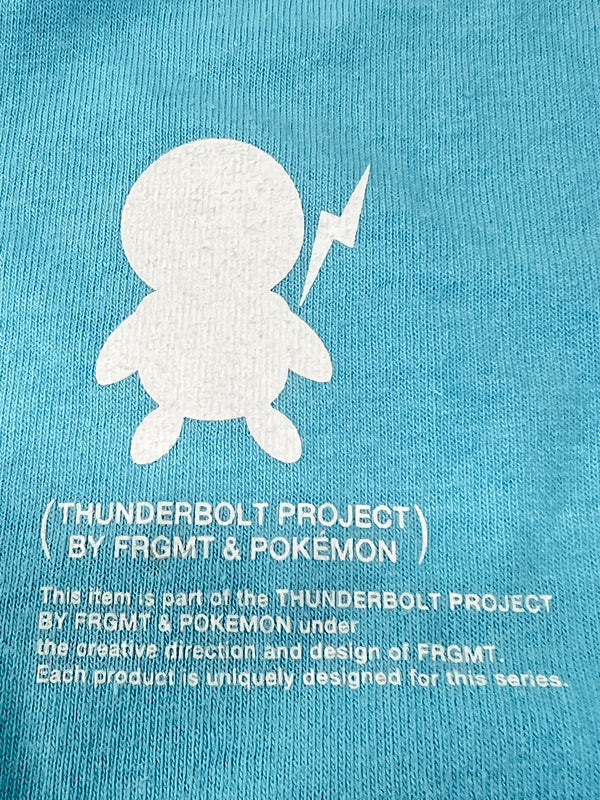 【中古品】【メンズ】 THUNDERBOLT PROJECT BY FRGMT&POKEMON サンダーボルトプロジェクト バイ フラグメント アンド ポケモン 21SS ポッチャマ S/S TEE ショートスリーブ Tシャツ 半袖 トップス 142-260803-kk-19-hon サイズ：S カラー：ライトブルー 万代Net店