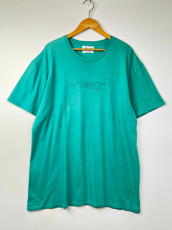 【中古品】【メンズ】 Awake NY アウェイク ニューヨーク CLASSIC OUTLINE LOGO T-SHIRT クラシック アウトライン ロゴ Tシャツ 半袖 トップス 142-260803-kk-05-hon サイズ：XL カラー：TEAL 万代Net店