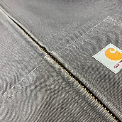 【中古品】【メンズ】 CARHARTT カーハート J140-GVL USA製 21年製 FIRM DUCK INSULATED FLANNEL-LINED ACTIVE JACKET ファーム ダック インサレーテッド フランネルラインド アクティブ ジャケット アウター 146-260905-cs-04-izu サイズ：M カラー：グレー 万代Net店