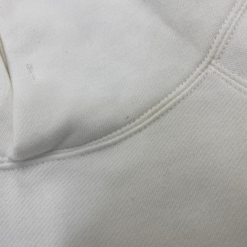 【中古品】【メンズ】 FEAR OF GOD ESSENTIALS フィア オブ ゴッド エッセンシャルズ RUBBER CENTER LOGO HOODED SWEATSHIRT フーデッド スウェットシャツ パーカー 142-260703-kh-11-izu サイズ：M カラー：ホワイト 万代Net店