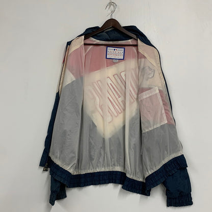 【中古品】【メンズ】 GENUINE MERCHANDISE BY LOGO 7 ジェニュイン マーチャンダイズ バイ ロゴ 7 90S INDIANS NYLON JACKET インディアンス ナイロンジャケット アウター 146-260801-yn-02-izu サイズ：XL カラー：マルチ 万代Net店
