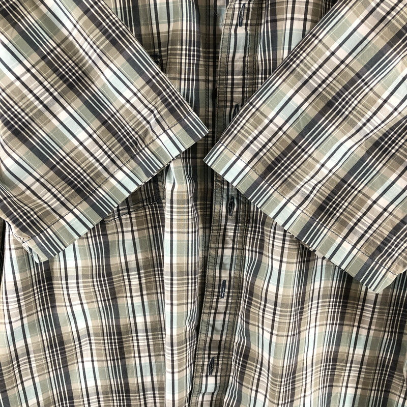 【中古品】【メンズ】 CARHARTT カーハート Carhartt FORCE リラックスフィット チェック柄 半袖ワークシャツ 147-260506-sy-04-otoh サイズ：2XL カラー：カーキ・グレー・ライトブルー系 万代Net店