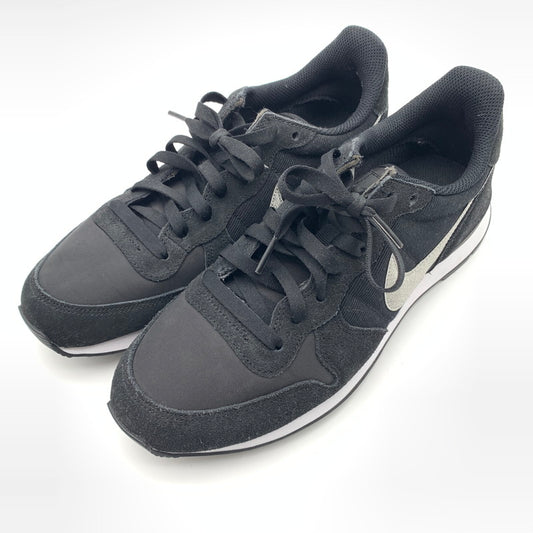 【中古美品】【レディース】 NIKE ナイキ AT0075-001 W INTERNATIONALIST GLITTER スニーカー 靴 160-260511-st-07-otoh カラー：ブラック 万代Net店