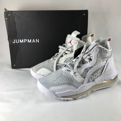 【中古美品】【メンズ】 NIKE CW3879-100 JORDAN AEROSPACE 720 JCRD ナイキ エア ジョーダン エアロスペース 720 ジャガード ホワイト ジムレッド スニーカー 靴 160-260611-sm-01-otoh カラー：ホワイト 万代Net店
