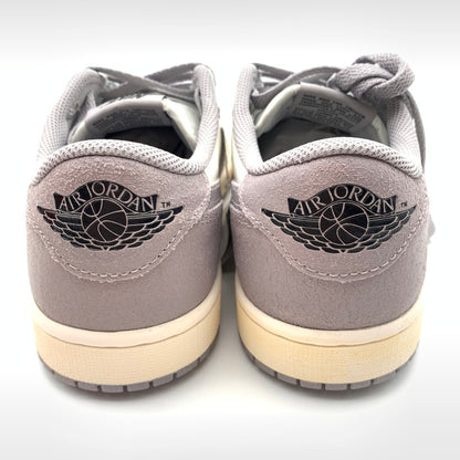 【中古美品】【メンズ】 NIKE ナイキ CZ0790-101 AIR JORDAN 1 RETRO LOW OG スニーカー 靴 160-260623-st-04-otoh カラー：セイル/ブラック-アトモスフィア グレー 万代Net店