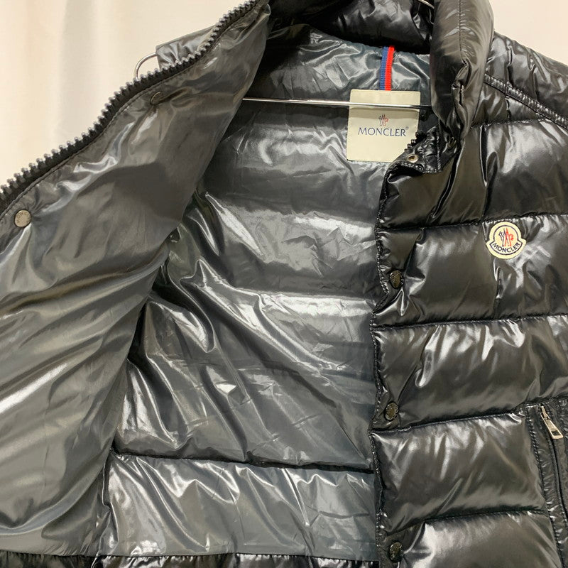 【中古品】【メンズ】 MONCLER モンクレール MONCLER TIB GILET TIB VEST モンクレール　ベスト 147-250216-kn-1-oto サイズ：不明 カラー：ブラック　黒 万代Net店