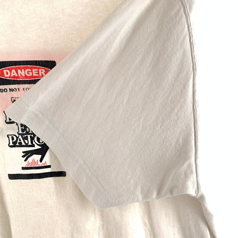 【中古品】【メンズ】 BlackEyePatch ブラックアイパッチ DO NOT TOUCH HOT プリント Tシャツ 147-260507-sy-01-otoh サイズ：L カラー：ホワイト系 万代Net店