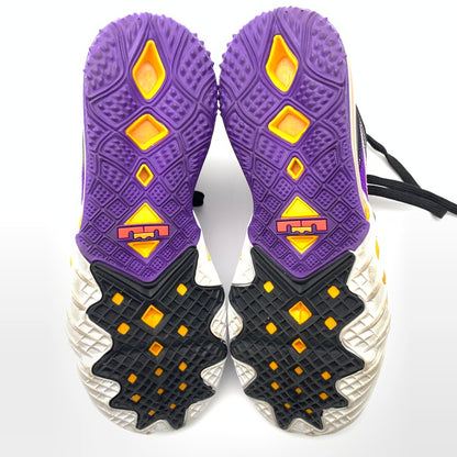 【中古美品】【メンズ】 NIKE ナイキ CV7562-003 LEBRON 18 LOW ACG スニーカー 靴 160-260510-st-04-otoh カラー：ブラック/ホワイト/フィアスパープル/レーサーブルー 万代Net店
