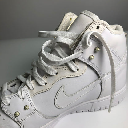 【中古品】【レディース】 Nike Wmns Dunk High SE Pearl DM7607-100　ナイキ ウィメンズ ダンク ハイ SE パール スニーカー 靴 160-260714-sm-03-otoh カラー：ホワイト 万代Net店