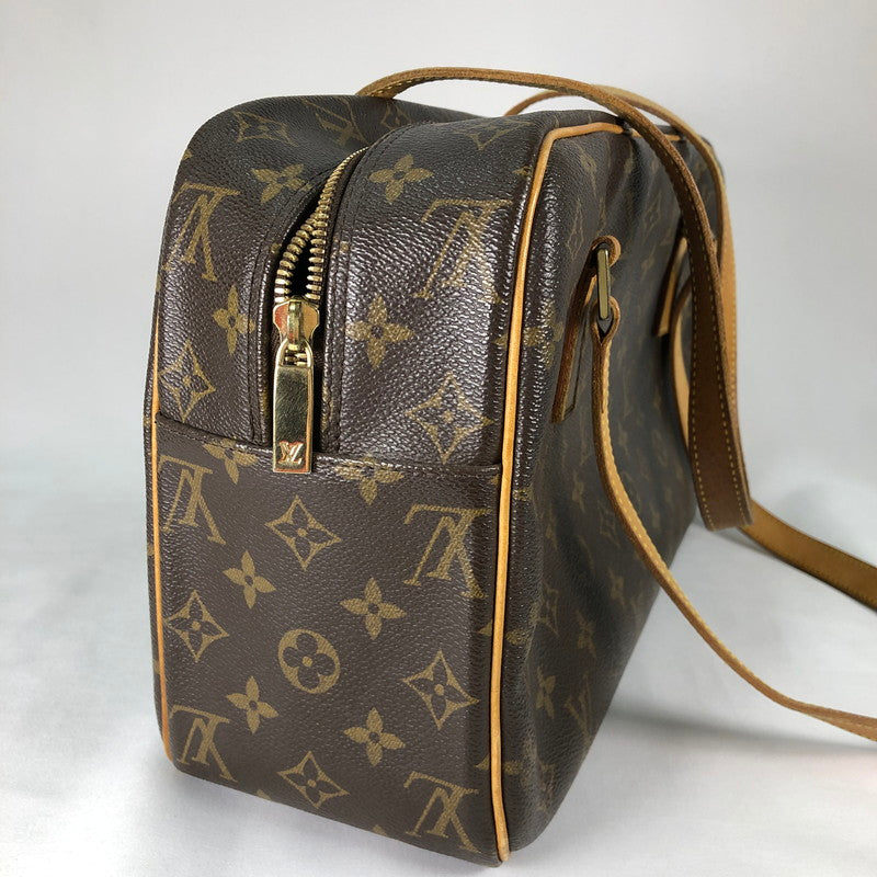 【中古品】【レディース】 LOUIS VUITTON Monogram Cite GM M51181 ルイ ヴィトン モノグラム シテ GM 179-260611-sm-05-otoh カラー：ブラウン 万代Net店