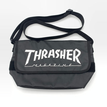 【中古品】【メンズ】 THRASHER スラッシャー メッセンジャーバッグ ショルダーバッグ 鞄 188-260621-st-03-otoh カラー：ブラック 万代Net店
