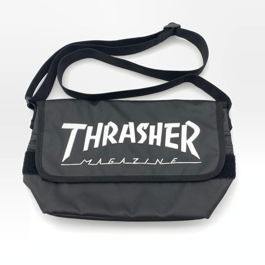 【中古品】【メンズ】 THRASHER スラッシャー メッセンジャーバッグ ショルダーバッグ 鞄 188-260621-st-03-otoh カラー：ブラック 万代Net店