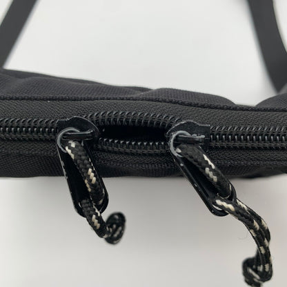 【現状渡し品】【メンズ】 THRASHER スラッシャー ミニショルダーポーチ バッグ 鞄 188-260621-st-06-otoh カラー：ブラック 万代Net店