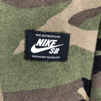 【中古品】【メンズ】 NIKE SB ナイキ エスビー カモフラージュ 迷彩柄 クルーネック スウェットシャツ 147-260618-sm-10-otoh サイズ：XL カラー：ウッドランドカモ 万代Net店