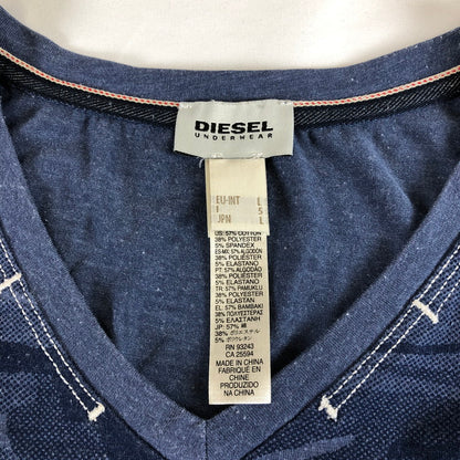 【中古品】【メンズ】 DIESEL ディーゼル 迷彩柄 カモフラージュ Vネック Tシャツ レギュラーフィット 147-260618-sm-06-otoh サイズ：L カラー：ネイビー 万代Net店