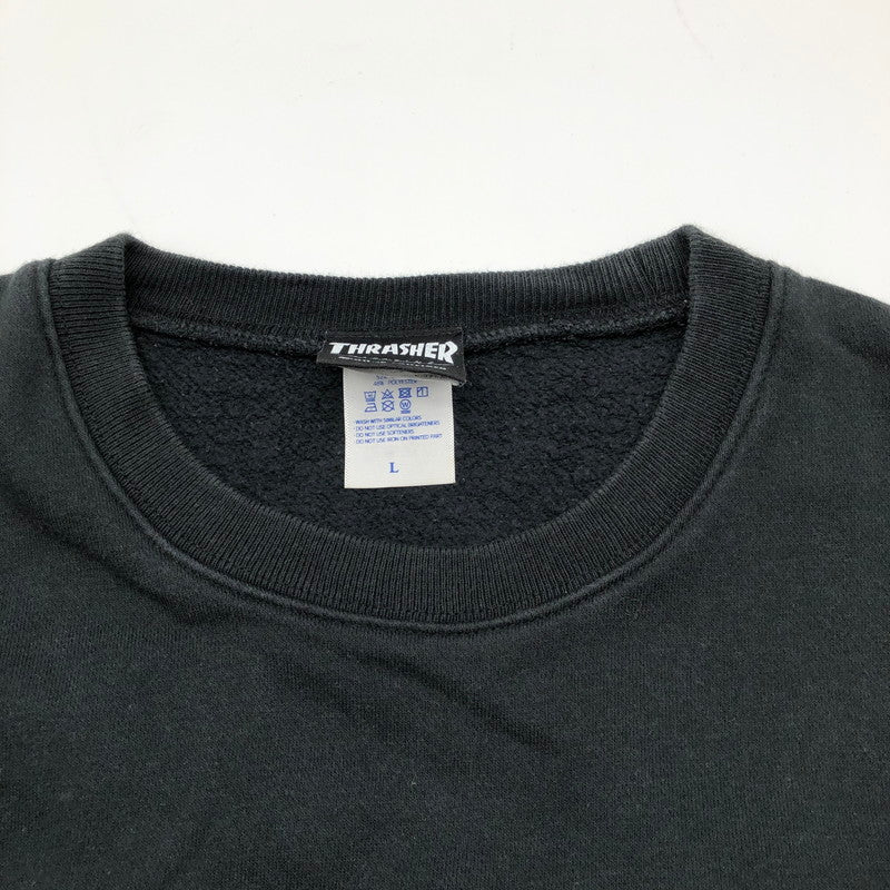 【中古品】【メンズ】 THRASHER スラッシャー スウェット トップス トレーナー ウェア ウエア 長袖 クルーネック プリント スポーティ スケーター スケート ブラック 147-260616-sm-04-otoh サイズ：L カラー：ブラック 万代Net店