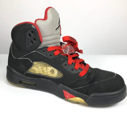 【中古品】【メンズ】 NIKE SUPREME 824371-001 AIR JORDAN 5 RETRO BLACK シュプリームとナイキ コラボ スニーカー 靴 160-260710-sm-06-otoh カラー：ブラック 万代Net店