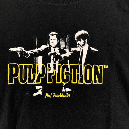 【中古品】【メンズ】 HUF PULP FICTION ERA S/S TEE ハフ パルプ・フィクション Tシャツ ブラック 147-260722-sm-05-otoh サイズ：XL カラー：ブラック 万代Net店