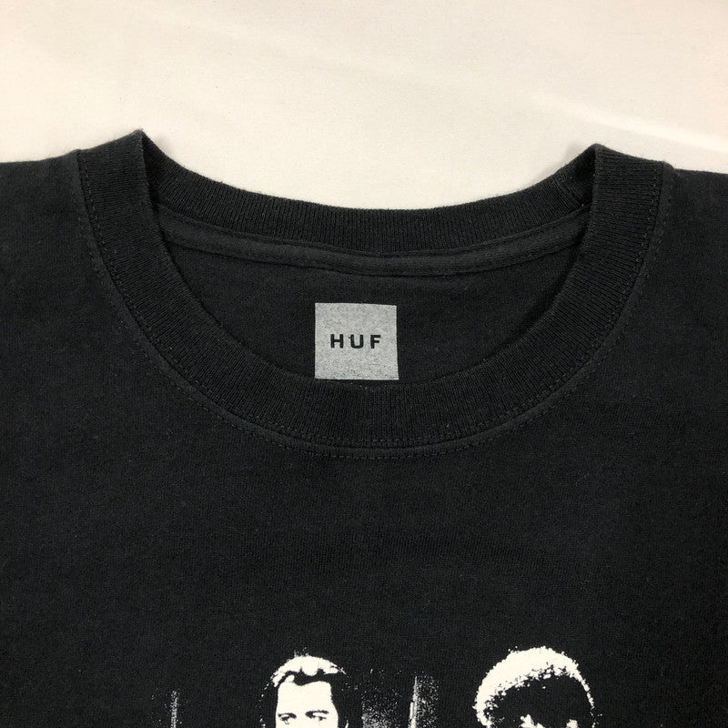 【中古品】【メンズ】 HUF PULP FICTION ERA S/S TEE ハフ パルプ・フィクション Tシャツ ブラック 147-260722-sm-05-otoh サイズ：XL カラー：ブラック 万代Net店