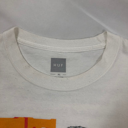 【中古品】【メンズ】 HUF PULP FICTION EZEKIEL S/S TEE ハフ パルプ・フィクション Tシャツ ホワイト 147-260722-sm-06-otoh サイズ：XL カラー：ホワイト 万代Net店