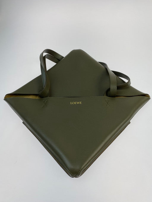 【中古美品】【メンズ/レディース】 LOEWE ロエベ A657G50X01 パズルフォルド トート ミディアム（シャイニーカーフ） 鞄 バッグ 180-241217-AS-44-min カラー：ダークカーキグリーン 万代Net店