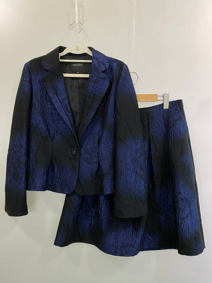 【中古品】【レディース】 LANVIN COLLECTION ランバン コレクション 日本製 セットアップ I0J3547 ジャケット スカート 170-260918-hu-29-min サイズ：ジャケット：38，スカート：40 カラー：ブラック/ブルー 万代Net店
