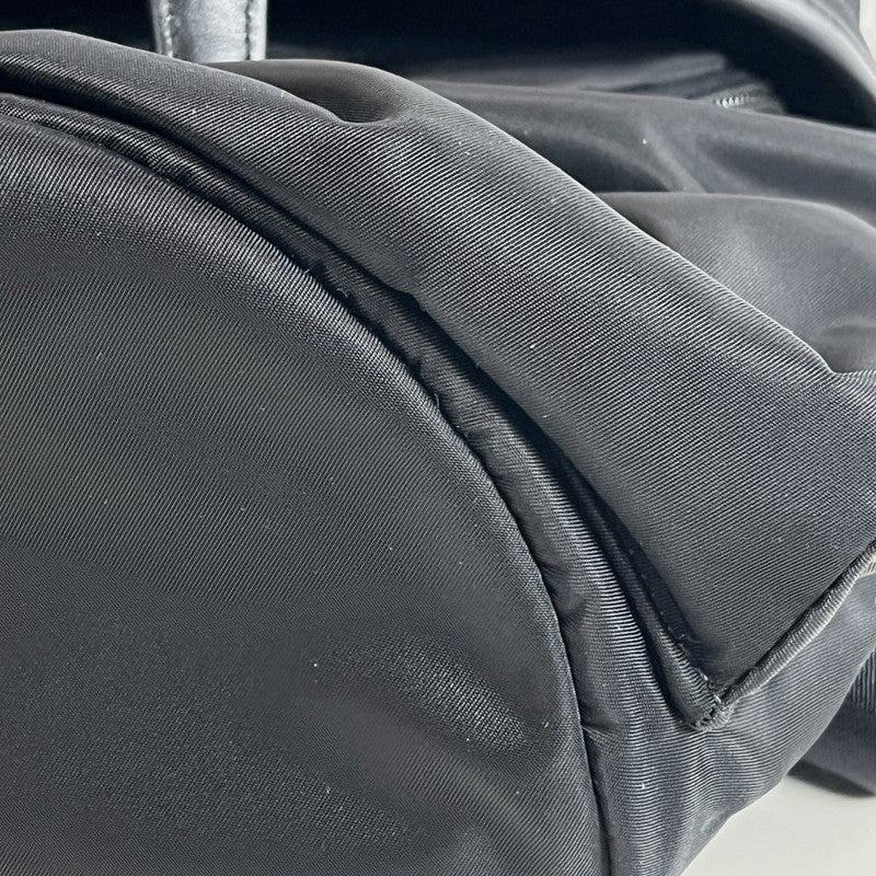 【中古美品】【メンズ】 PRADA プラダ 未使用品 プラダ PRADA Re-Nylon ショルダーバッグ ナイロン/レザー 2VD062 F0002 NERO 180-250204-SS-01-ich 万代Net店
