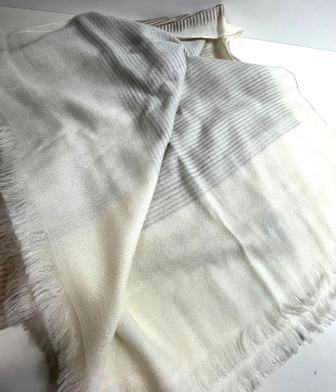 【中古美品】【レディース】 未使用品 HERMES エルメス 大判ショール ソフトカシミヤ グラデーション ストライプ アイボリー ベージュ ブラウン 183-250923-SS-03-ich 万代Net店