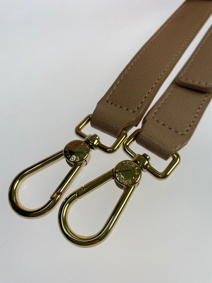 【LIFTる。景品】【中古美品】【メンズ/レディース】 Furla フルラ AGATA アガタ 2WAY ハンドバッグ ショルダーバッグ レディース レザー 188-250521-em-02-min カラー：ローズ 万代Net店