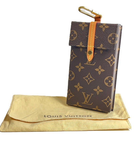 【中古美品】【メンズ/レディース】 LOUIS VUITTON ルイ・ヴィトン 未使用保管品  ポーチ ボックス フォンケース M68523 モノグラムキャンバス 179-241225-SS-02-ich 万代Net店