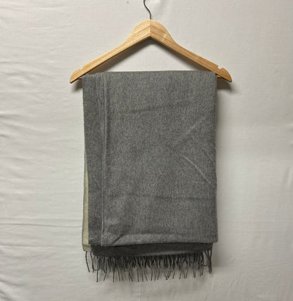 【中古品】【レディース】 LOEWE ロエベ ストール カシミヤ100%/ゴートレザー 山羊革 グレー/ベージュ リバーシブル スカーフ マフラー ヴィンテージ 187-250725-AA-02-ich カラー：グレー 万代Net店