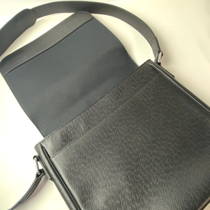 【中古美品】【メンズ】 タイガ ロマン PM M32726 ショルダーバッグ メッセンジャー ノワール メンズ 179-260526-SS-01-ich 万代Net店
