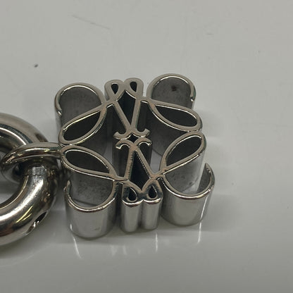 【中古品】【メンズ/レディース】 LOEWE ロエベ アナグラム キーホルダー c554231x33 シルバーカラー (ICH) 182-260819-AS-3-hon カラー：シルバー 万代Net店