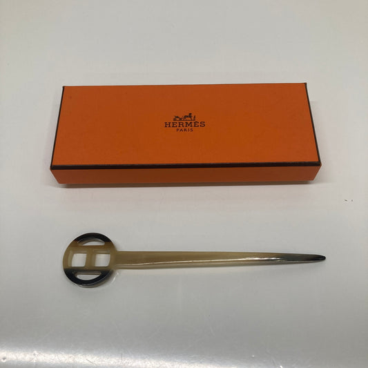 【中古品】【レディース】 HERMES エルメス バッファローホーン かんざし ヘアアクセサリー (ICH) 182-260819-AS-4-hon カラー：ベージュ/ブラウン 万代Net店